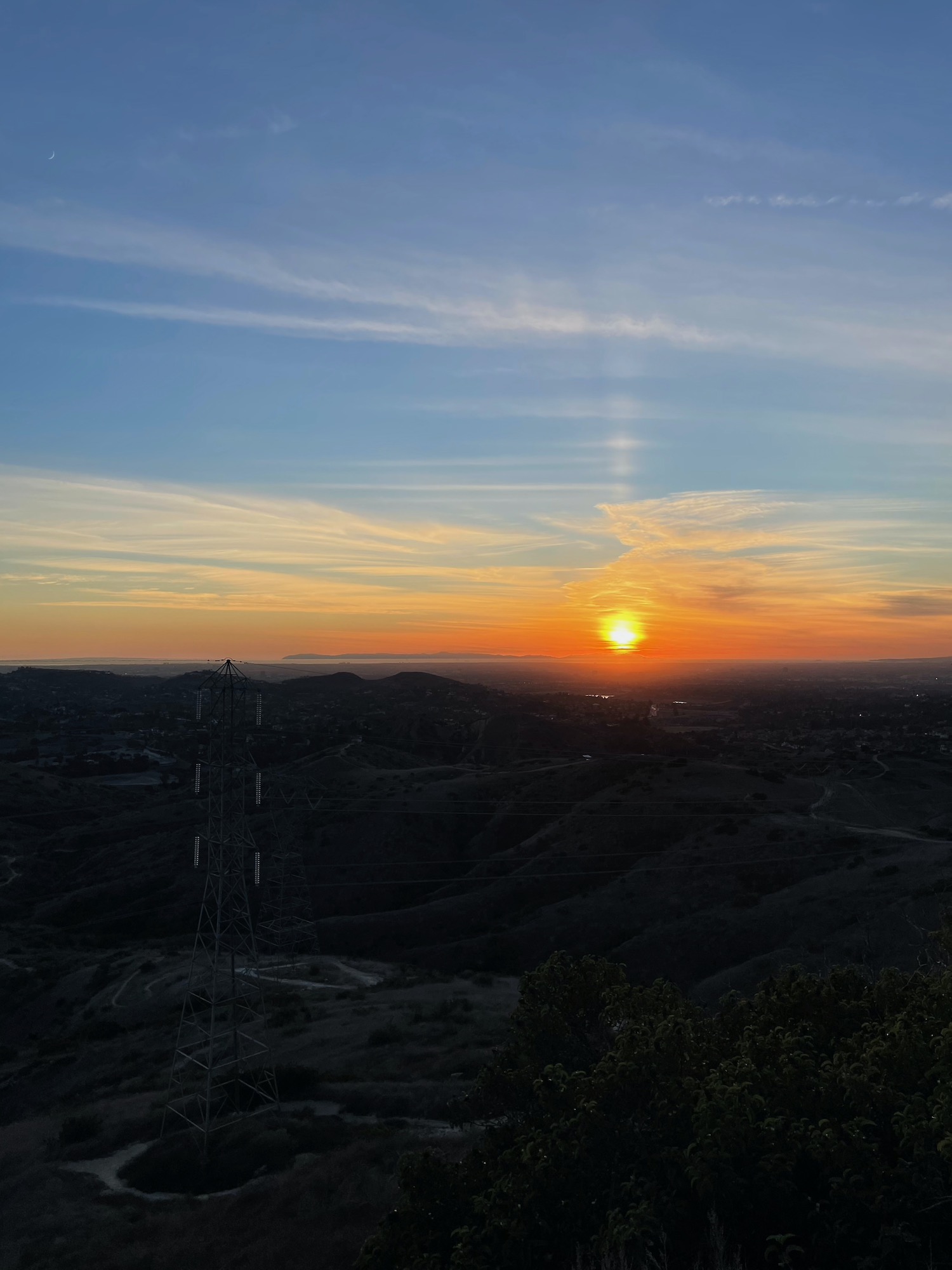 Sunset over pacific ocean - robbers roost vantage point - anaheim hills -16