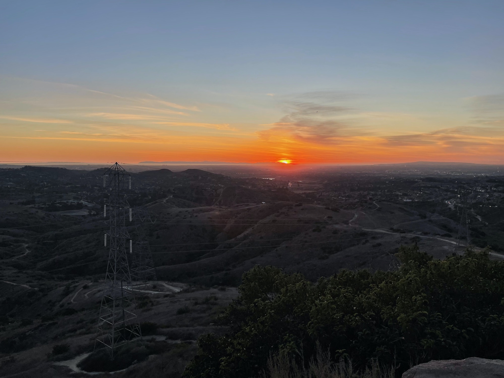 Sunset over pacific ocean - robbers roost vantage point - anaheim hills -6